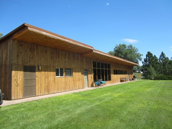 549 Cold Brook Ave, Hot Springs, SD 57747